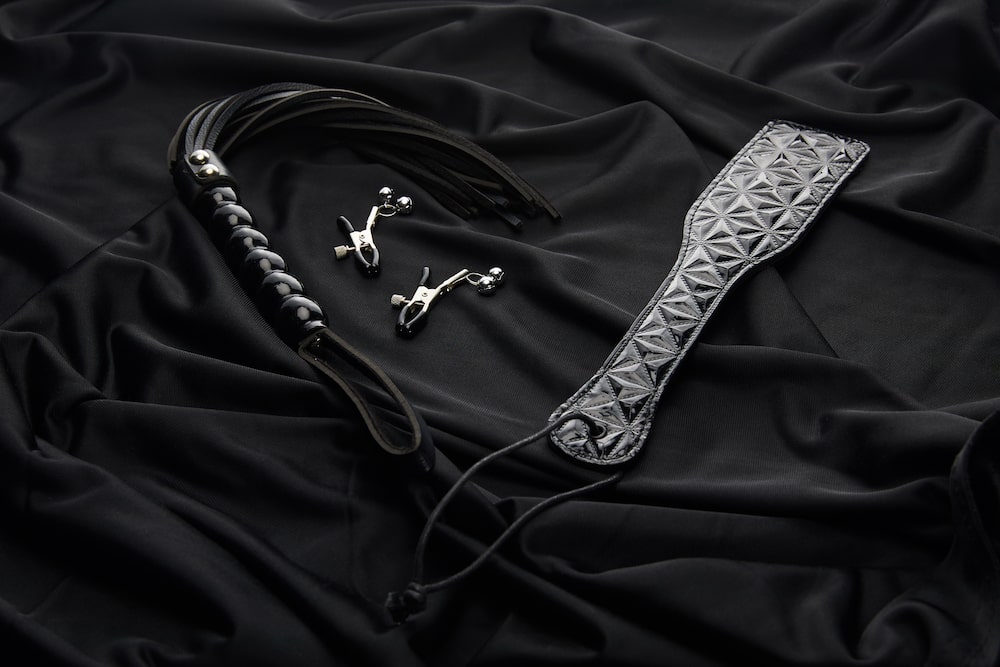 pince-a-seins-bdsm pince-a-seins-bdsm